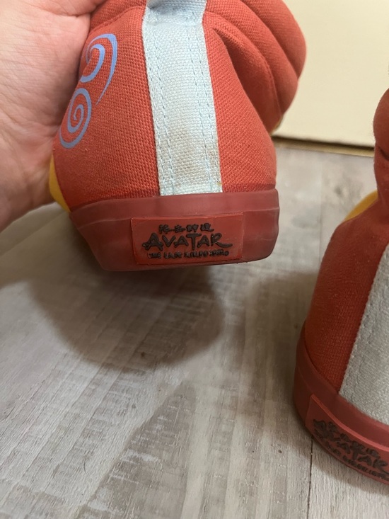 Avatar Sneakers - Picture 5 of 7